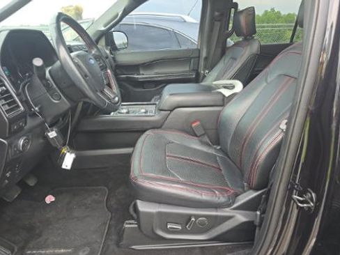 Used 2019 Ford Expedition Limited w/ Equipment Group 303A AWD/4WD image 6