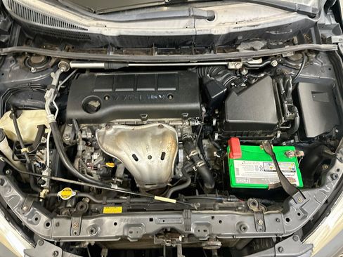 Used 2009 Toyota Matrix XRS w/ All Weather Guard Pkg FWD image 30