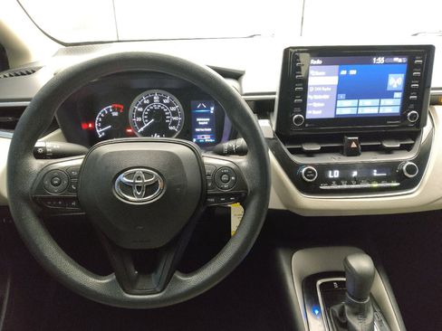 Used 2021 Toyota Corolla LE FWD image 22