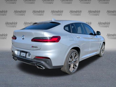 Used 2019 BMW X4 M40i w/ Driving Assistance Package image 9