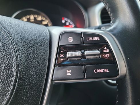 Used 2019 Kia Sorento EX image 8