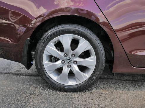 Used 2010 Honda Accord EX-L image 9