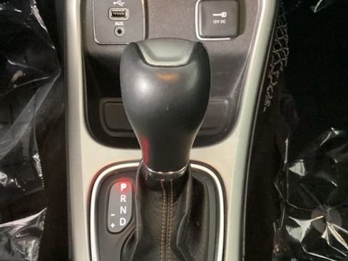 Used 2018 Jeep Compass Latitude w/ Popular Equipment Group image 21