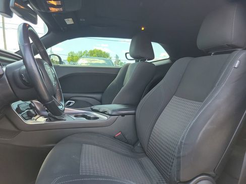 Used 2019 Dodge Challenger SXT w/ Blacktop Package RWD image 13