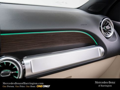 New 2026 Mercedes-Benz GLB 250 4MATIC image 31