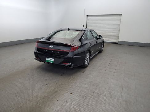 Used 2023 Hyundai Sonata SEL w/ Convenience Package FWD image 9