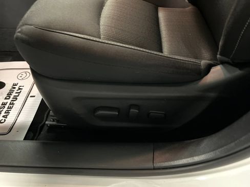 Used 2024 Nissan Altima 2.5 SV w/ SV Premium Package FWD image 11