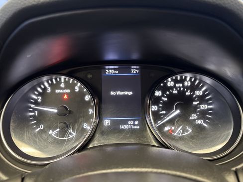 Used 2019 Nissan Rogue Sport S image 16