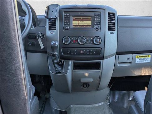 Used 2018 Mercedes-Benz Sprinter 2500 image 16