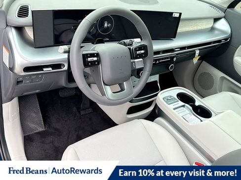 New 2026 Hyundai Ioniq 9 SEL image 6