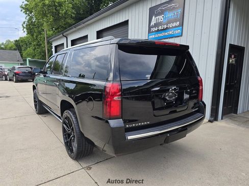 Used 2019 Chevrolet Suburban Premier w/ Premier Plus Edition AWD/4WD image 9