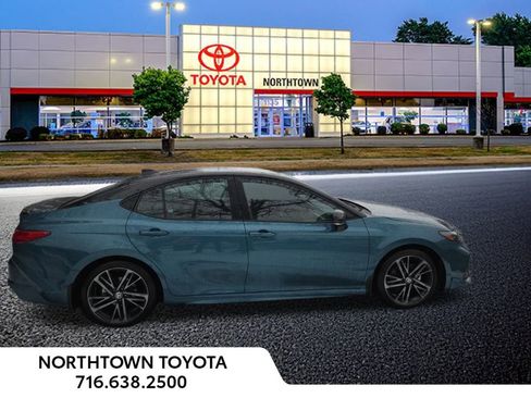 Used 2025 Toyota Camry XSE image 7