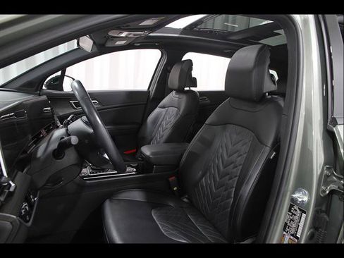 Used 2024 Kia Sportage X-Line w/ X-Line Premium Package AWD/4WD image 5