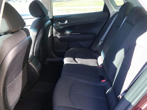 Used 2020 Kia Optima LX image 18