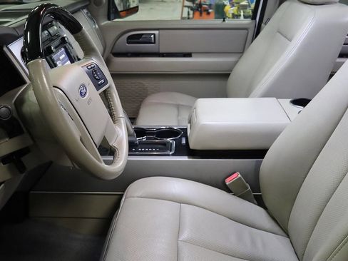 Used 2013 Ford Expedition Limited image 10
