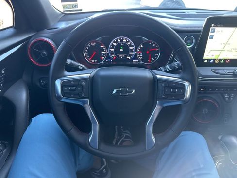 Used 2023 Chevrolet Blazer RS w/ Enhanced Convenience Package FWD image 11