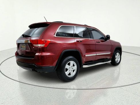 Used 2013 Jeep Grand Cherokee Laredo w/ Laredo E Group AWD/4WD image 6