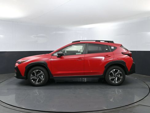 Used 2025 Subaru Crosstrek 2.5i Premium AWD/4WD image 25