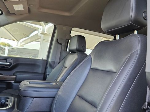 Used 2022 Chevrolet Silverado 2500 LT w/ Convenience Package image 19