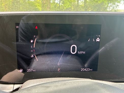 Used 2025 Buick Envista Preferred FWD image 39