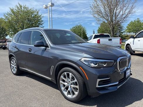 Used 2022 BMW X5 xDrive40i AWD/4WD image 1