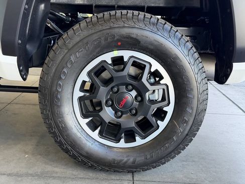 New 2026 Toyota Tacoma TRD Off-Road AWD/4WD image 14