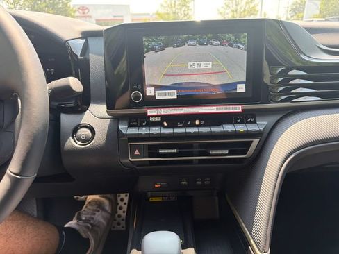 New 2026 Toyota Camry SE w/ Convenience Package FWD image 30