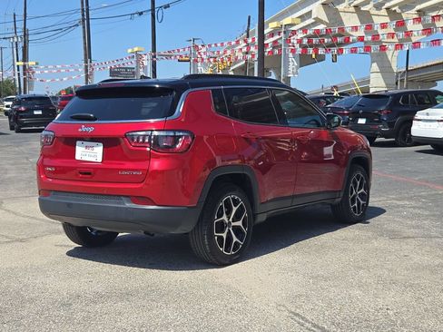 Used 2025 Jeep Compass Limited AWD/4WD image 6