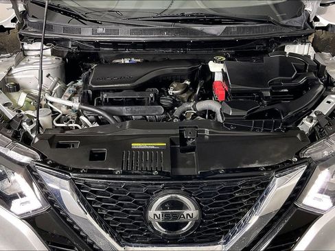 Used 2022 Nissan Rogue Sport S image 13