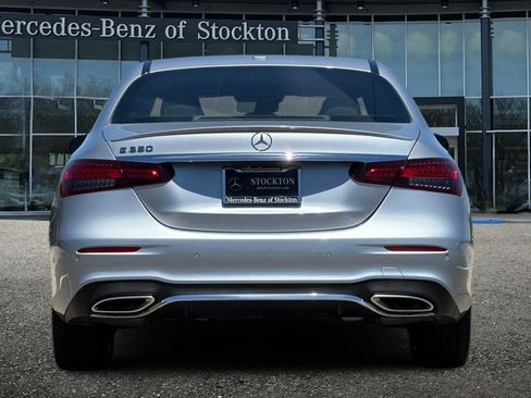 Used 2022 Mercedes-Benz E 350 Sedan w/ Driver Assistance Package image 5