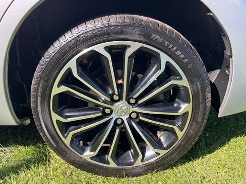 Used 2016 Toyota Corolla S FWD image 4