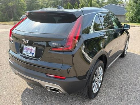Used 2023 Cadillac XT4 Premium Luxury w/ Cold Weather Package AWD/4WD image 6