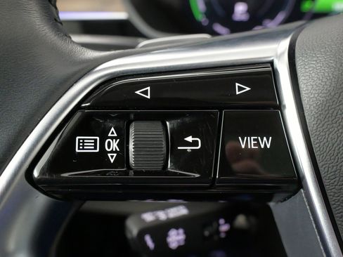 Used 2019 Audi e-tron Prestige w/ Prestige Package image 45