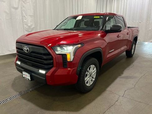 Used 2023 Toyota Tundra SR5 w/ SR5 Premium Package AWD/4WD image 8