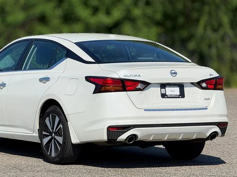 Used 2020 Nissan Altima 2.5 SV AWD/4WD image 16