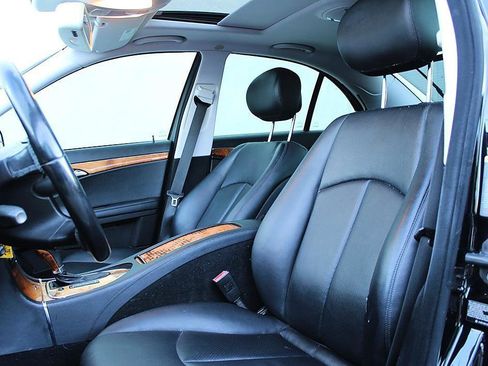 Used 2008 Mercedes-Benz E 350 Sedan image 10