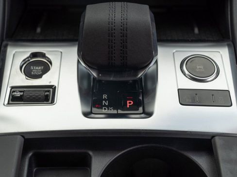 Used 2025 Jaguar F-PACE R-Dynamic S AWD/4WD image 18