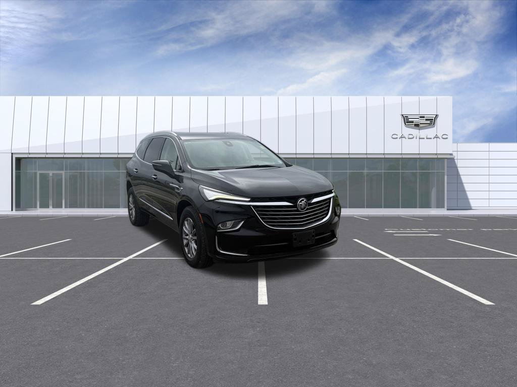 Used 2023 Buick Enclave Essence AWD/4WD image 1