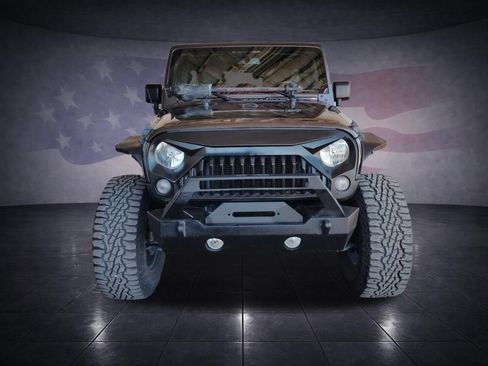Used 2017 Jeep Wrangler Unlimited Sport AWD/4WD image 8