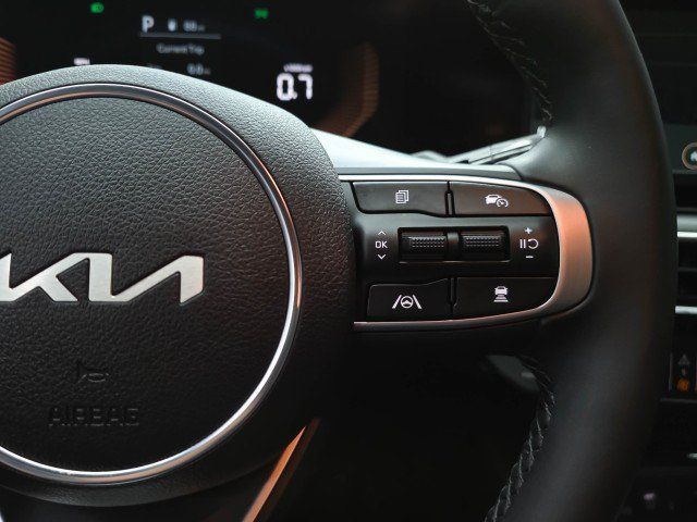 Used 2025 Kia K5 GT-Line AWD/4WD image 20