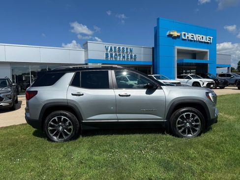 Used 2025 GMC Terrain Elevation w/ Elevation Premium Package AWD/4WD image 8