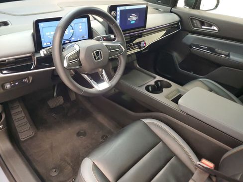 Used 2024 Honda Prologue Touring image 2