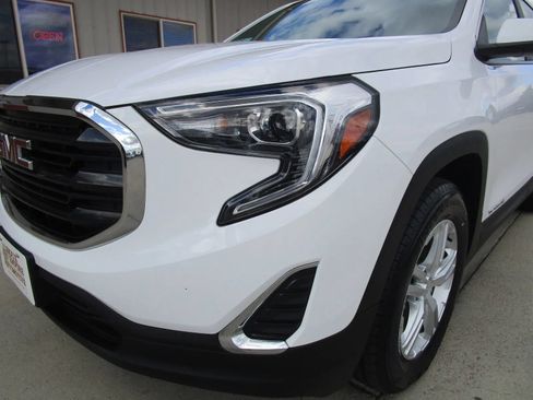 Used 2021 GMC Terrain SLE w/ Driver Convenience Package AWD/4WD image 34
