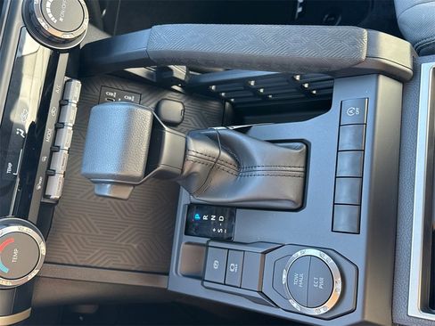 New 2025 Toyota Tacoma SR5 image 28