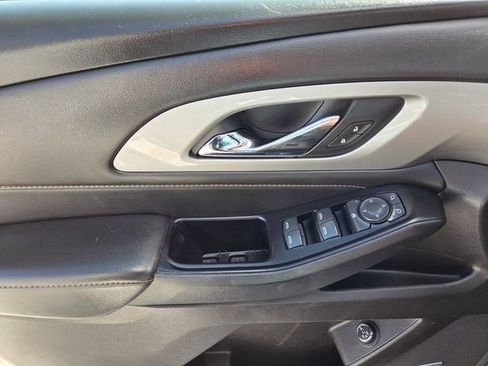 Used 2019 Chevrolet Traverse RS w/ LPO, Floor Liner Package image 21