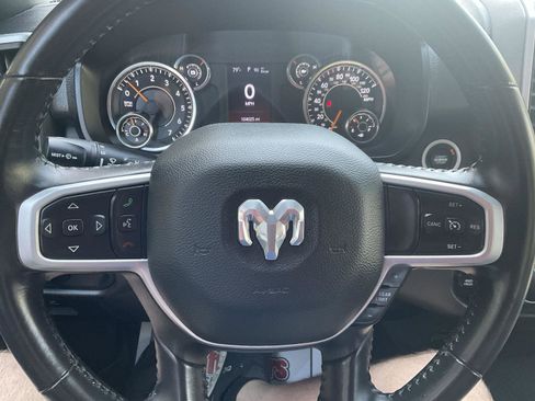 Used 2022 RAM 1500 Big Horn AWD/4WD image 15