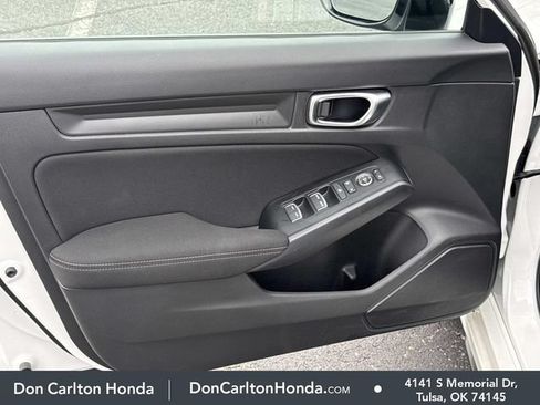 Used 2025 Honda Civic Sport image 11