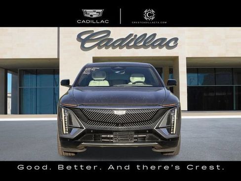 Used 2023 Cadillac Lyriq 2WD image 7