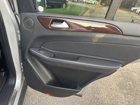 Used 2017 Mercedes-Benz GLE 350 4MATIC image 16