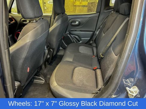 Used 2023 Jeep Renegade Trailhawk AWD/4WD image 10